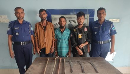 সরাইলে ডাকাতির প্রস্তুতিকালে ৩ ডাকাত গ্রেপ্তার